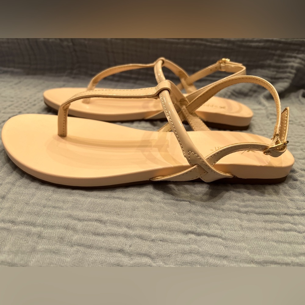 X/appeal Katy beige sandals